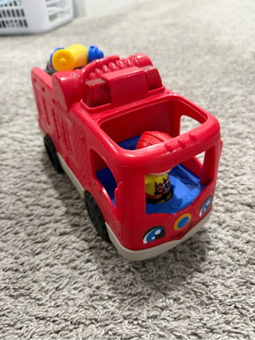 Fisher-Price Little People Toy Fire Engine with 2 figures